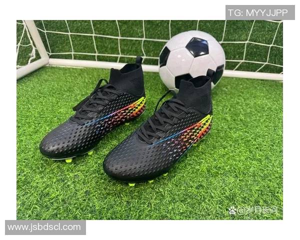 鸳鸯足球鞋的独特魅力与实用性探讨让你在球场上成为众人瞩目的焦点
